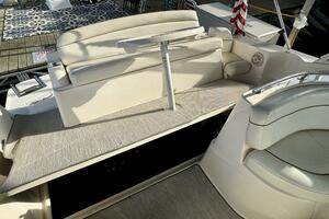 37ft Rinker Yacht For Sale