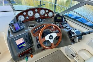 37ft Rinker Yacht For Sale