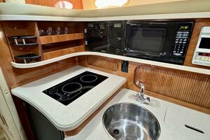 37ft Rinker Yacht For Sale