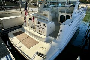 37ft Rinker Yacht For Sale