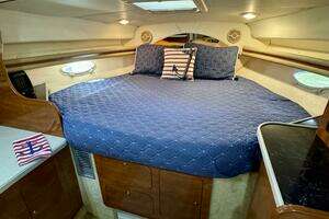 2004 Rinker 342 Fiesta Vee thumbnail 49