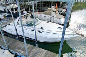 2004 Rinker 342 Fiesta Vee thumbnail 3