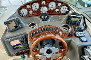 2004 Rinker 342 Fiesta Vee thumbnail 25