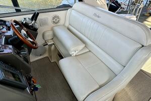 37ft Rinker Yacht For Sale