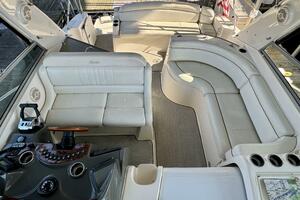 37ft Rinker Yacht For Sale
