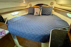 2004 Rinker 342 Fiesta Vee thumbnail 50