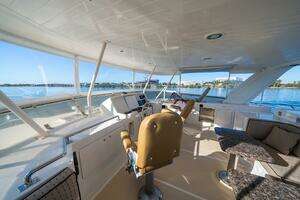 2006 Offshore Yachts 72 Pilothouse thumbnail 52