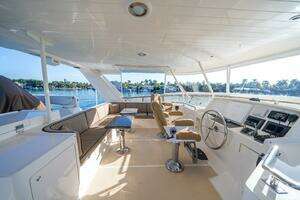 2006 Offshore Yachts 72 Pilothouse thumbnail 51