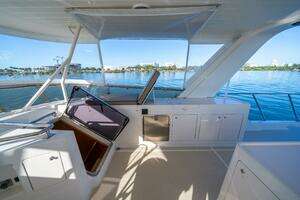 2006 Offshore Yachts 72 Pilothouse thumbnail 54