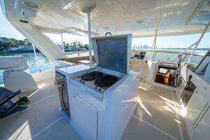 2006 Offshore Yachts 72 Pilothouse thumbnail 57