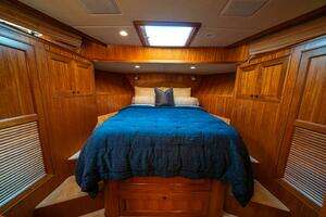 2006 Offshore Yachts 72 Pilothouse thumbnail 46
