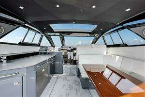 2023 Cruisers Yachts 42 GLS OB thumbnail 39
