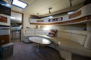 1990 Sea Ray 420 Sundancer thumbnail 25