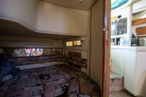Calhoun s Saloon 42ft Sea Ray Yacht For Sale