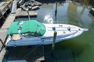 Calhoun s Saloon 42ft Sea Ray Yacht For Sale