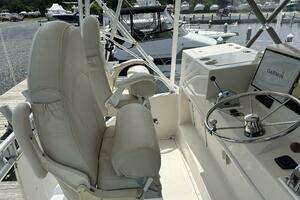 1990 Viking 38C thumbnail 15
