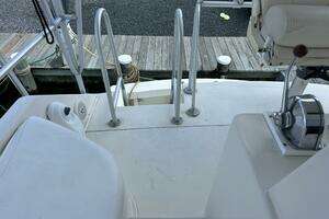 1990 Viking 38C thumbnail 20