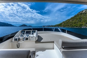 2012 Numarine thumbnail 6