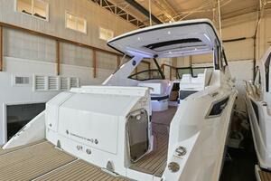 32ft Sea Ray Yacht For Sale