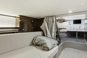 32ft Sea Ray Yacht For Sale