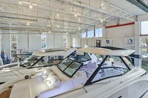 32ft Sea Ray Yacht For Sale