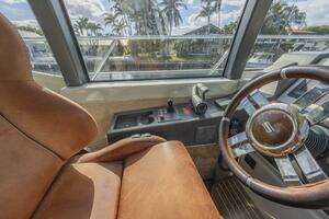 2009 Azimut 68S thumbnail 14