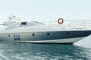 2009 Azimut 68S thumbnail 1
