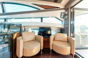 2009 Marquis thumbnail 35