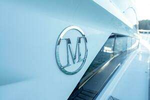 2009 Marquis thumbnail 61