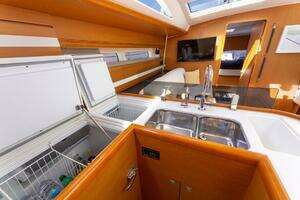 2015 Jeanneau 53DS thumbnail 36