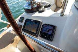2015 Jeanneau 53DS thumbnail 28