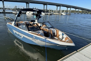 23ft Malibu Yacht For Sale