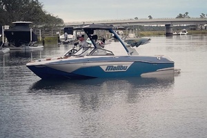 23ft Malibu Yacht For Sale