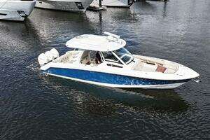  2020 Boston Whaler 350 Realm Yacht For Sale in dania Beach FL