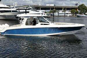  2020 Boston Whaler 350 Realm Yacht For Sale in dania Beach FL