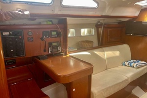43ft Beneteau Yacht For Sale