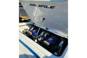 33ft Profile Yacht For Sale
