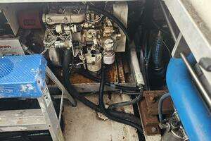 1990 Trojan 11M Express thumbnail 41
