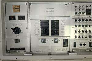 1990 Trojan 11M Express thumbnail 27