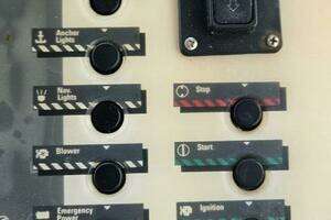 1990 Trojan 11M Express thumbnail 9