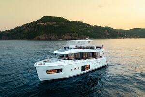 On Order 56ft Beneteau Yacht For Sale