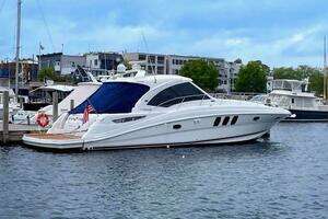 2010 Sea Ray 500 Sundancer Yacht For Sale in Mackinaw City MI
