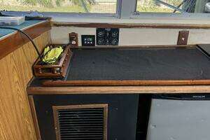 1983 Bertram 385 Convertible thumbnail 6