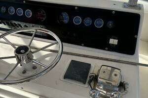 1983 Bertram 385 Convertible thumbnail 17