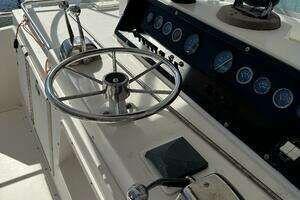 1983 Bertram 385 Convertible thumbnail 20
