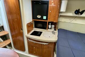 28ft Four Winns Yacht For Sale
