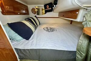 28ft Four Winns Yacht For Sale