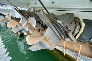 28ft Four Winns Yacht For Sale