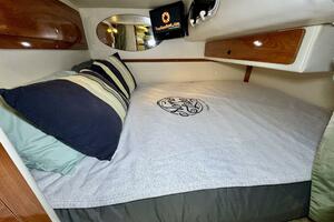 28ft Four Winns Yacht For Sale