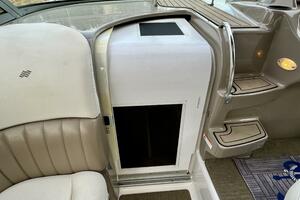 28ft Four Winns Yacht For Sale